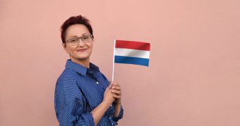 Holland Payroll heet voortaan Holland Employment Experts taalcursus Nederlandse