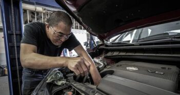 Vraag naar automonteurs blijft groot ondanks flinke daling vacatures