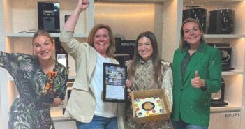 YoungCapital-awards ‘Beste werkgever jong talent 2022’ uitgereikt Groube Seb wint YoungCapital award beste werkgever