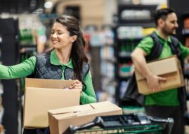 Illegale arbeid en misstanden ontdekt bij uitzendbureau supermarktketen