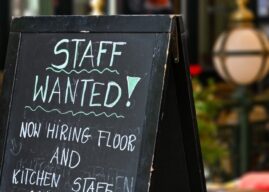 Horeca draait op jongeren met bijbaan, maar mbo’ers blijven weg