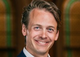 Overnamespecialist De Vries: “Flexbedrijven gewilde targets”